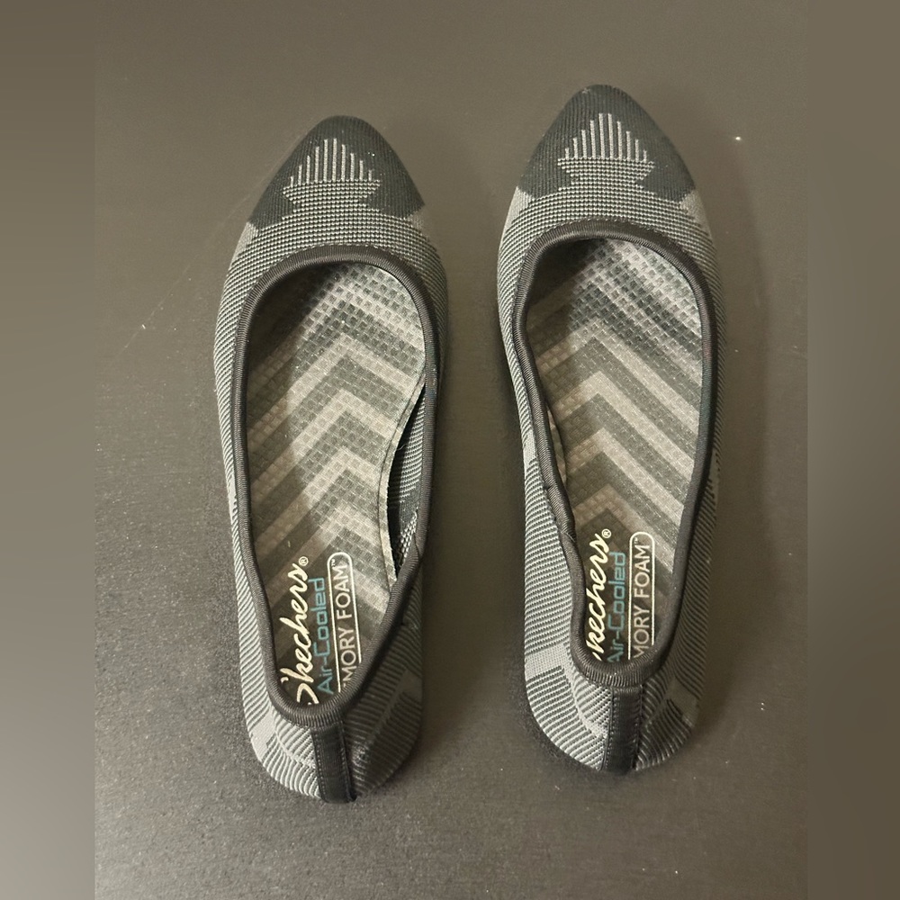 Skechers Womens Cleo - Wham Ballet Flats